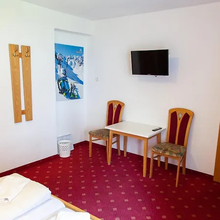 ホテル Sportpension ゼルデン