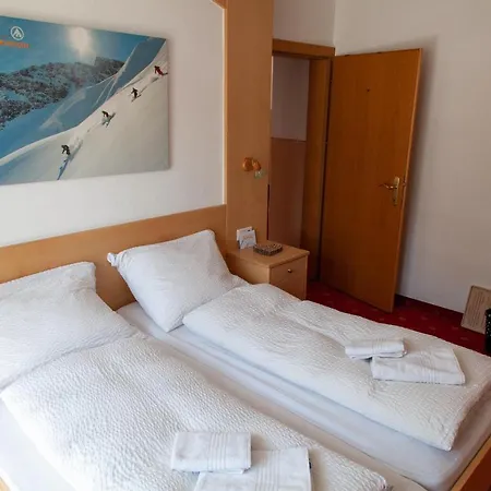 Sportpension S\u00f6lden *