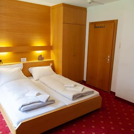 Hotel Sportpension S\u00f6lden *