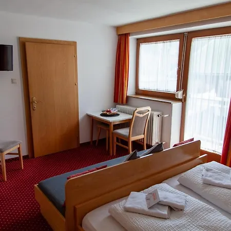 Hotel Sportpension S\u00f6lden *