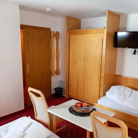 Hotel Sportpension S\u00f6lden *